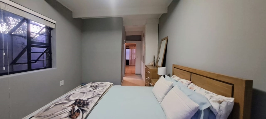 4 Bedroom Property for Sale in Sandbaai Western Cape